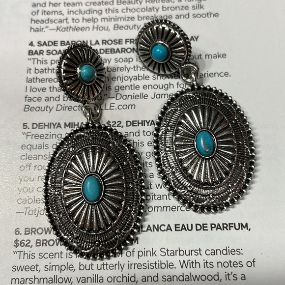 Cow Girl Turquoise Stone Silver Drop Earrings - Picture 12 of 14